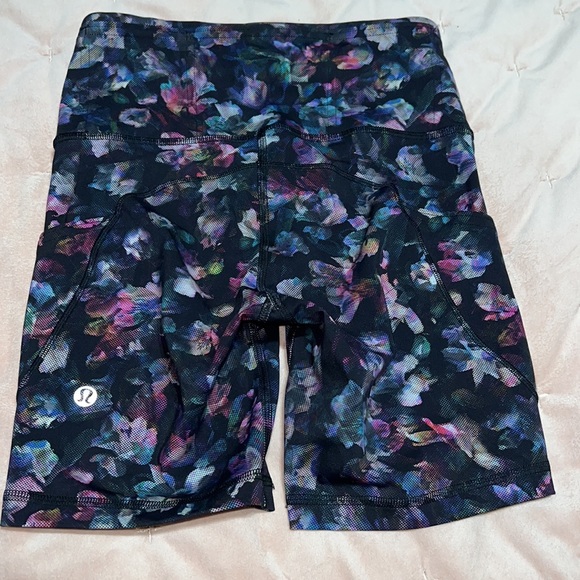 Lululemon Fast And Free Short 10" *Non-Reflective
Activate Floral Multi Size 2 - Picture 13 of 17